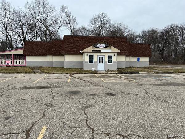 3457 N GENESEE Road, Flint, MI 48506