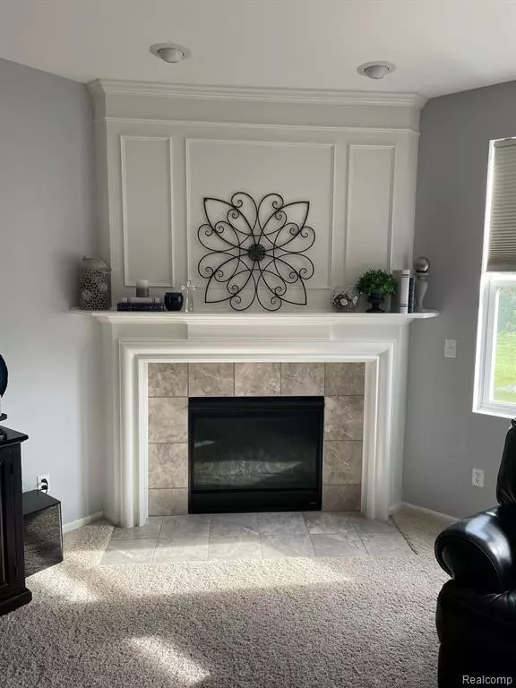 Grand Blanc, MI 48439,6229 GARNET Lane