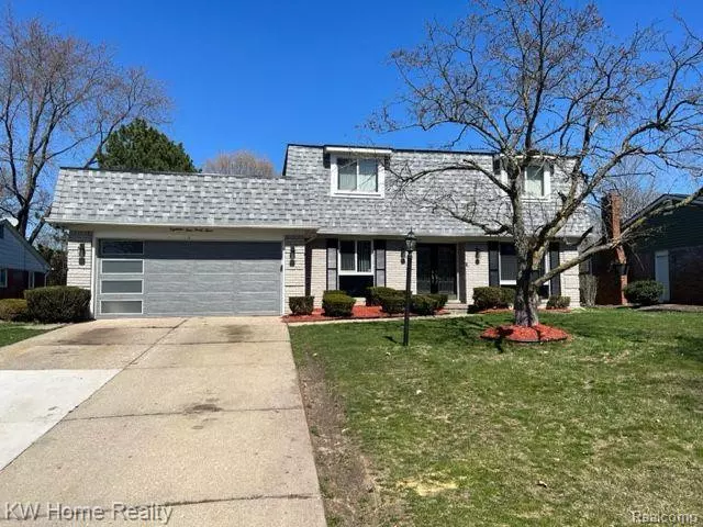 18444 MIDDLESEX Avenue, Lathrup Village, MI 48076