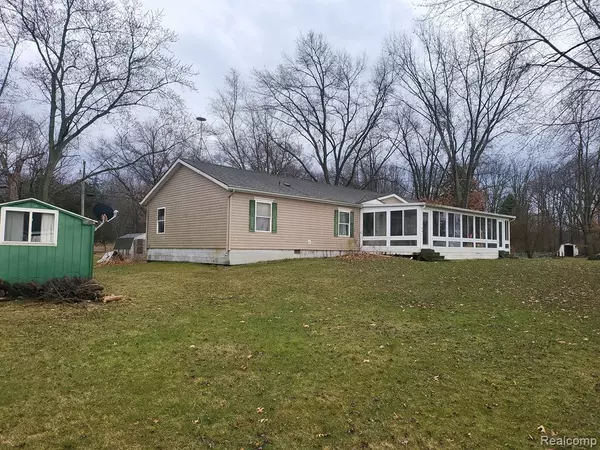 Lyons, MI 48851,8283 SUNSET Drive