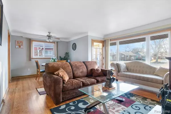 Oak Park, MI 48237,21840 E RIDGEDALE N Street