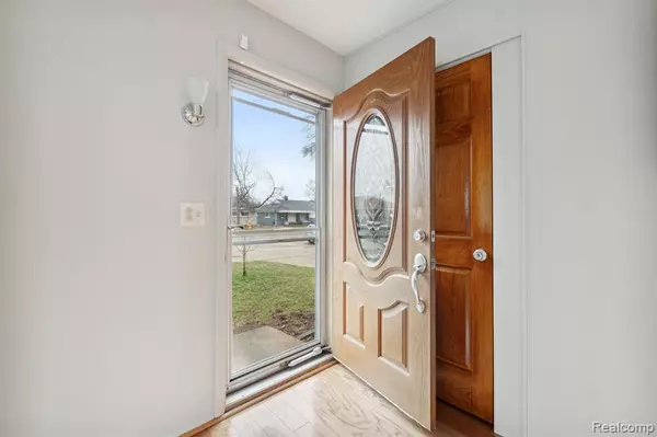 Madison Heights, MI 48071,1186 Harwood Avenue