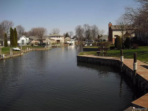 Harrison Township, MI,38199 MALLAST Street