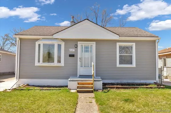 26577 BARRINGTON Street, Madison Heights, MI 48071