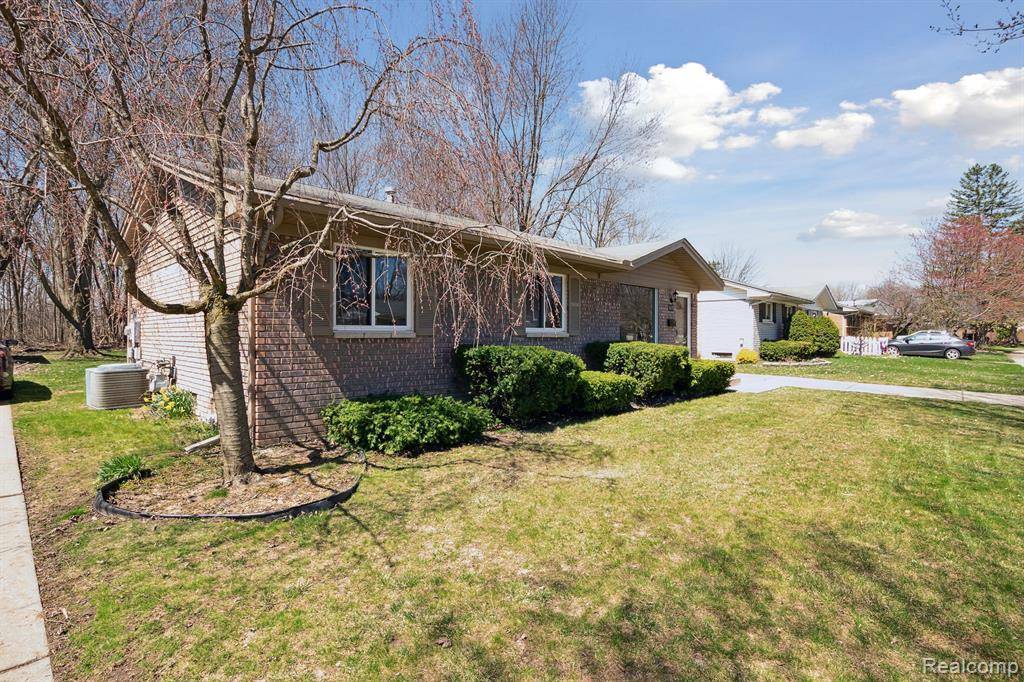 Canton, MI 48187,6631 Burnham Drive