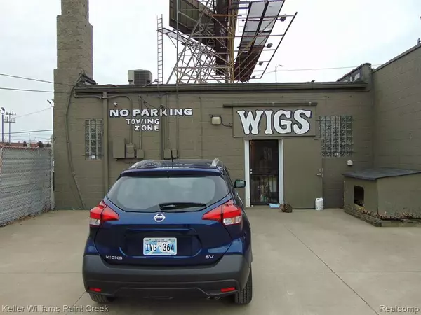 Detroit, MI 48205,15390 GRATIOT Avenue