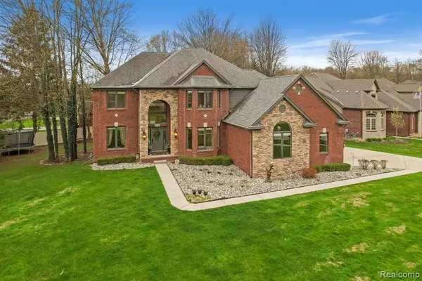 34430 DANTE Drive, New Baltimore, MI 48047