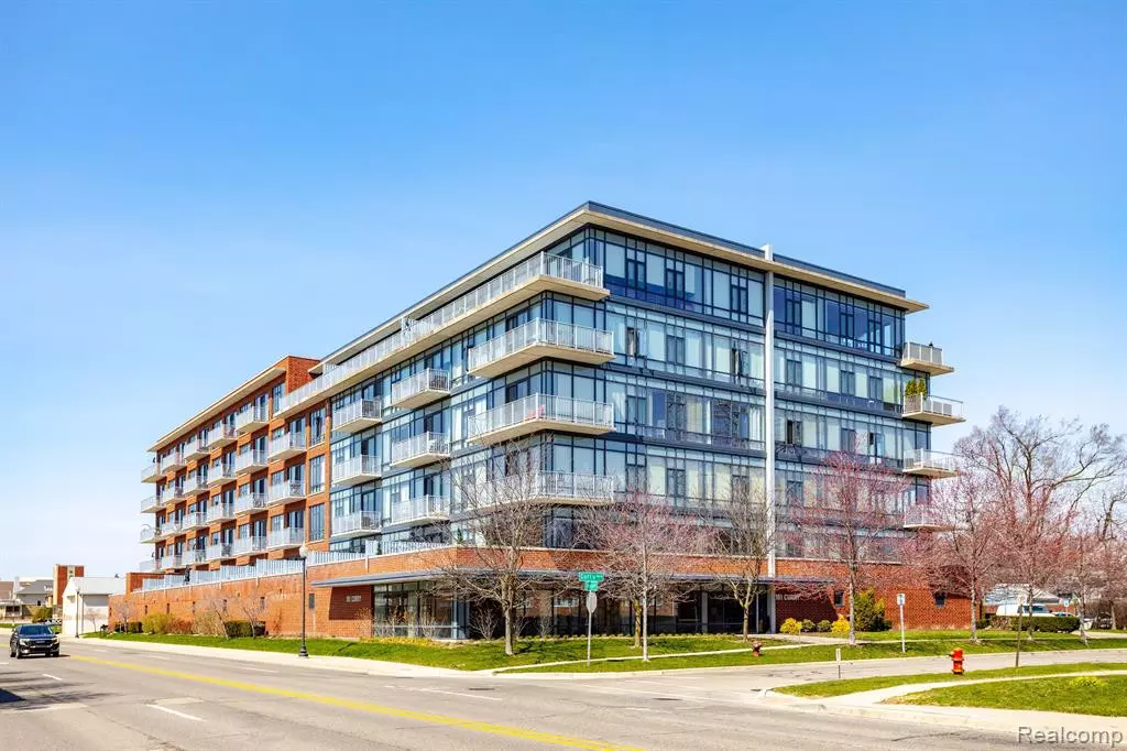 Royal Oak, MI 49067,101 Curry Avenue