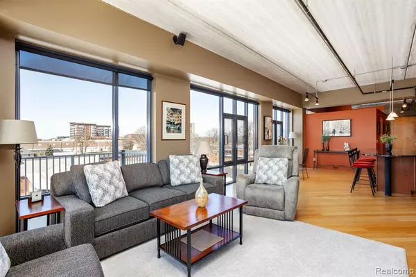 Royal Oak, MI 49067,101 Curry Avenue