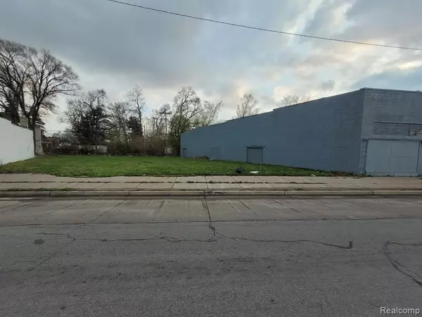 Detroit, MI 48227,15041 W GRAND RIVER Avenue