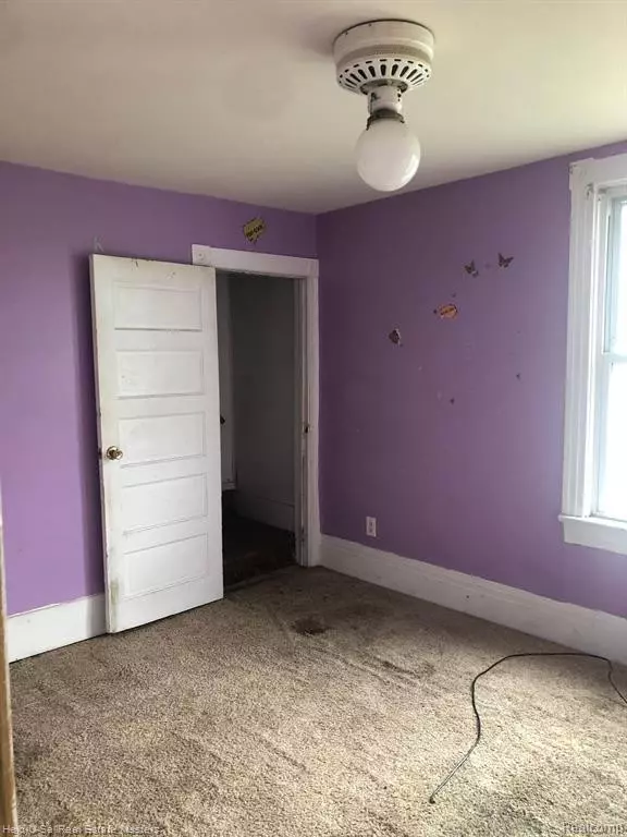 Port Huron, MI 48060,440 11TH Street