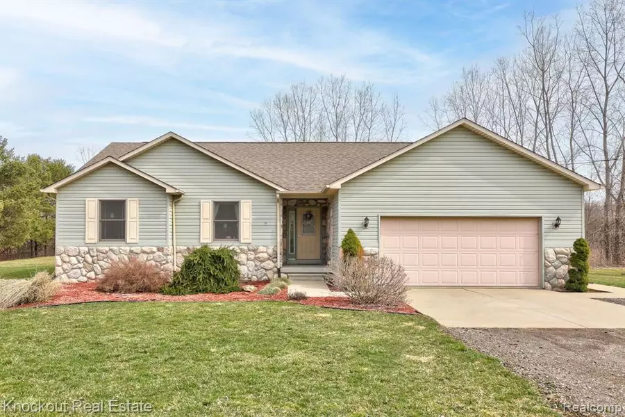 11174 N Lewis Road, Clio, MI 48420