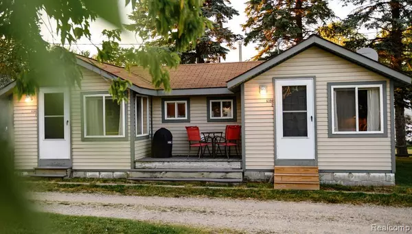 Houghton Lake, MI 48629,6390 W HOUGHTON LAKE Drive