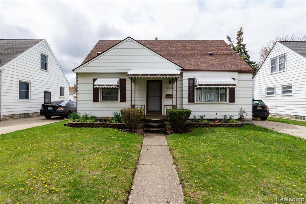 25821 FORTUNA Street, Roseville, MI 48066
