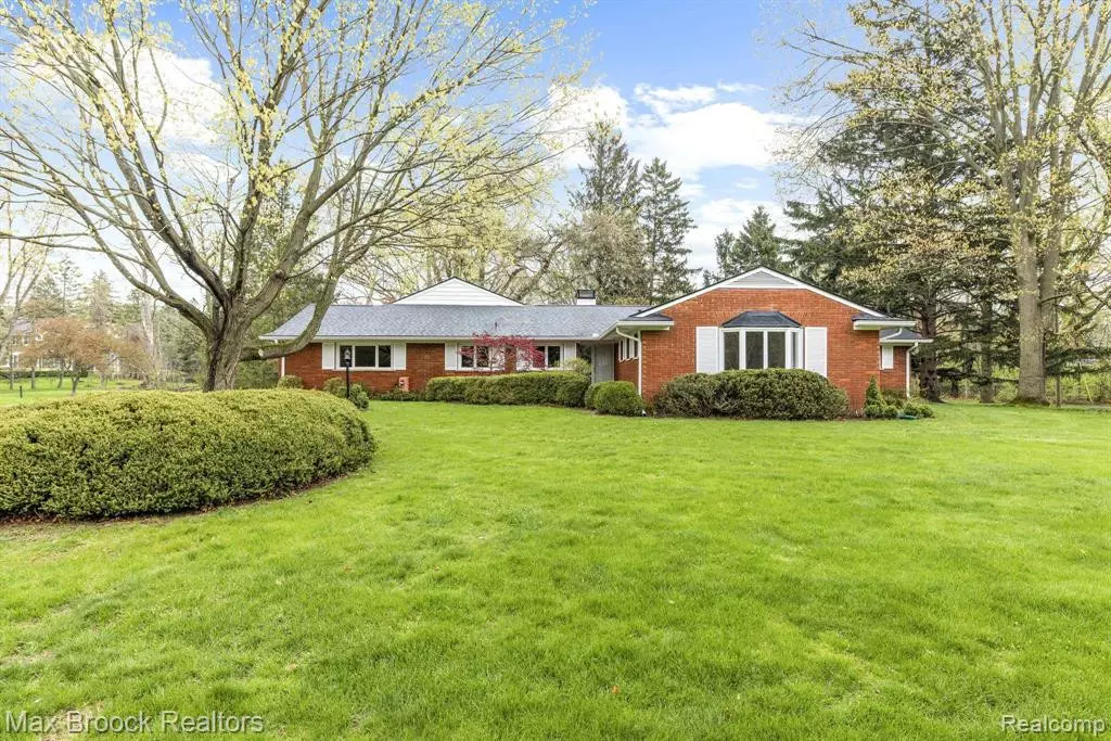 Franklin, MI 48025,25886 Hersheyvale Drive