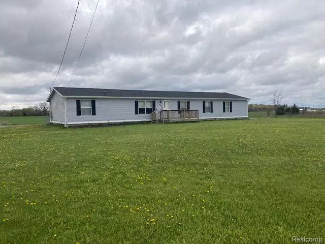 9050 BRAY Road, Millington, MI 48746