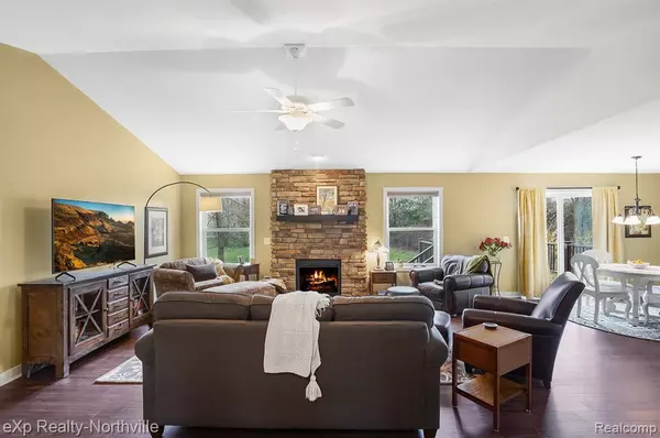 Goodrich Vlg, MI,10486 VALLEY Drive