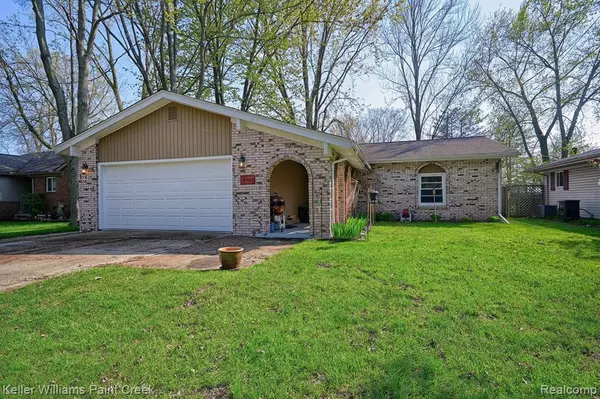 801 WORFOLK Drive, Algonac, MI 48001