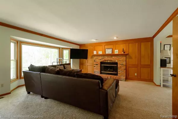 Lambertville, MI 48144,3356 SHADYWOOD Drive