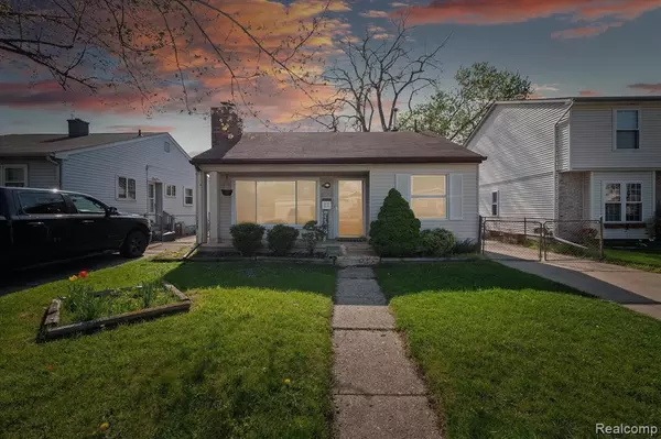27097 Barrington Street, Madison Heights, MI 48071