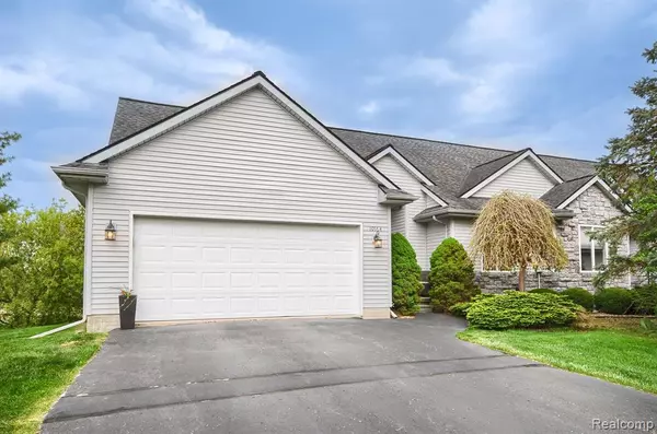 10164 HAWTHORNE RIDGE Road, Goodrich Vlg, MI