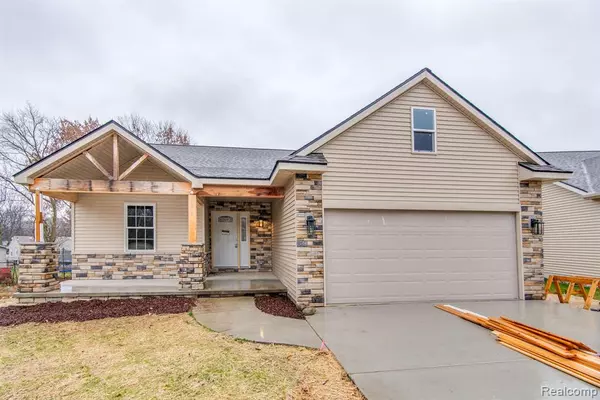 Clio, MI 48420,11478 HIDDEN OAKS Drive