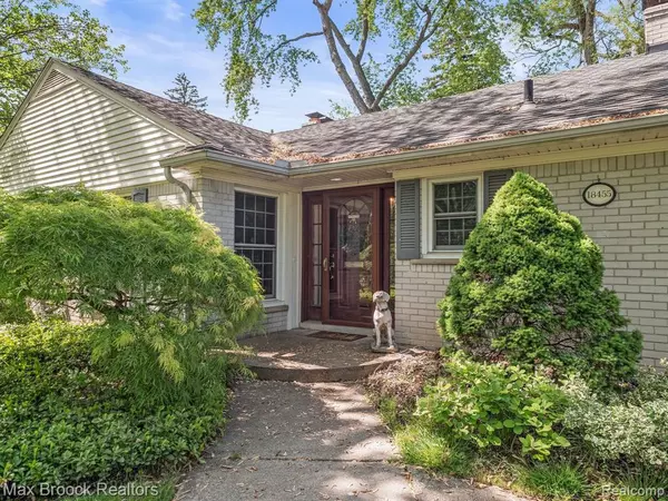 Beverly Hills, MI 48025,18455 RIVERSIDE Drive