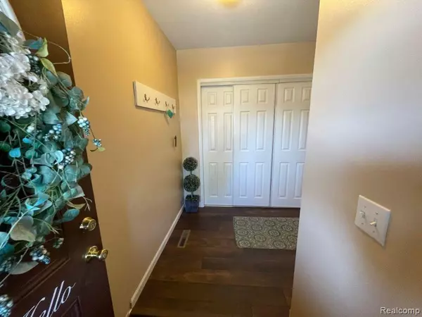Davison, MI 48423,1437 WESTBURY Drive