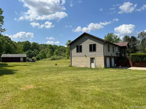 Lapeer, MI 48446,1460 OLD MILL Road