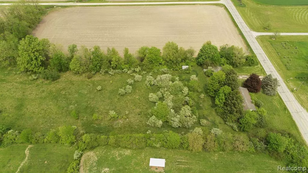 10774 S FRANCIS Road, Dewitt, MI 48820