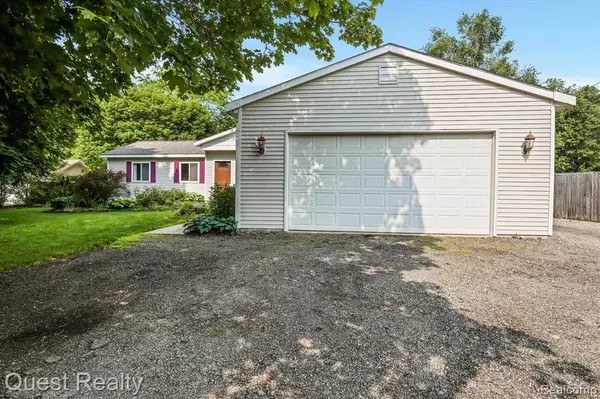 Davisburg, MI 48350,9181 SHERWOOD Drive