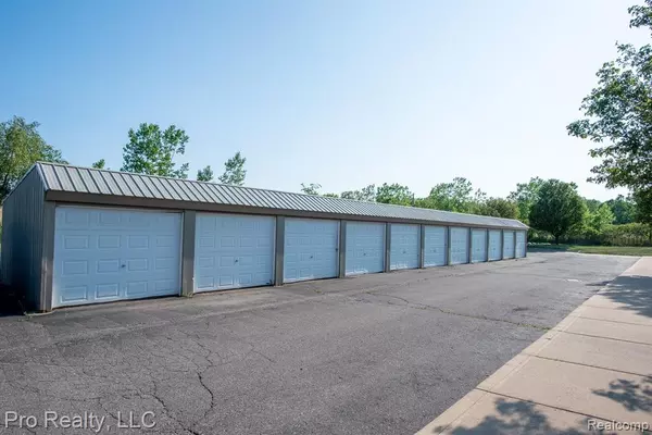New Baltimore, MI 48047,35283 BRITTANY Drive