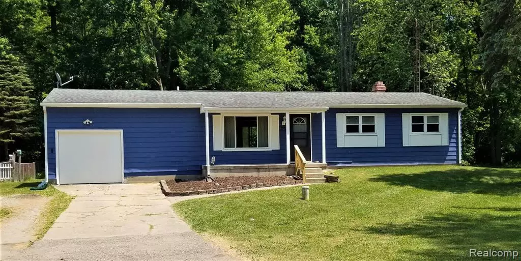 1507 Transue, Burton, MI 48509