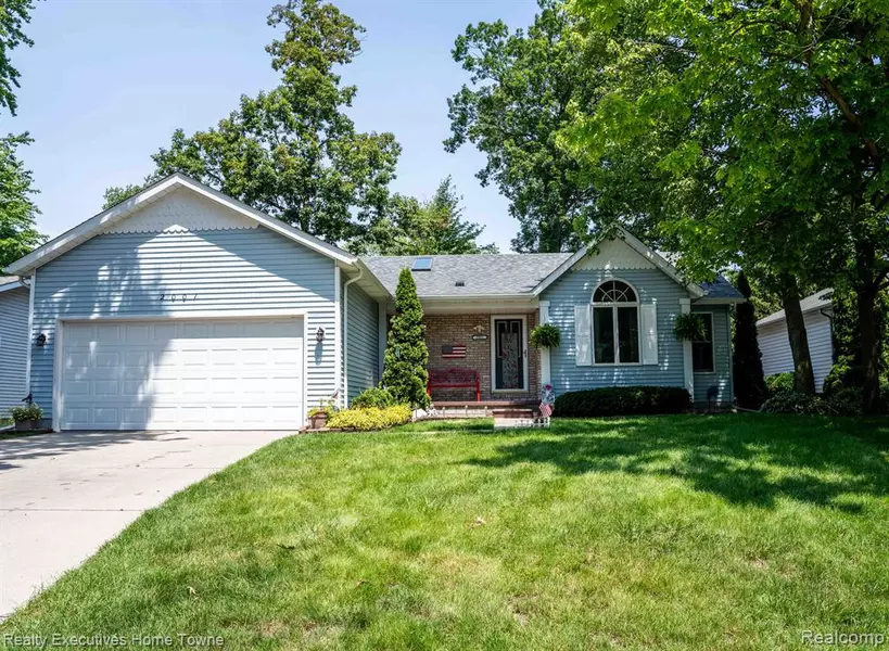 2001 JACK PINE Lane, Port Huron, MI 48060