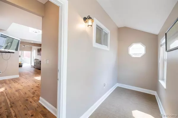 Trenton, MI 48183,672 HARRISON Avenue