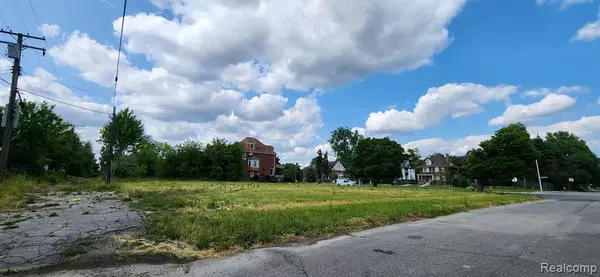 885 E GRAND Boulevard, Detroit, MI 48207