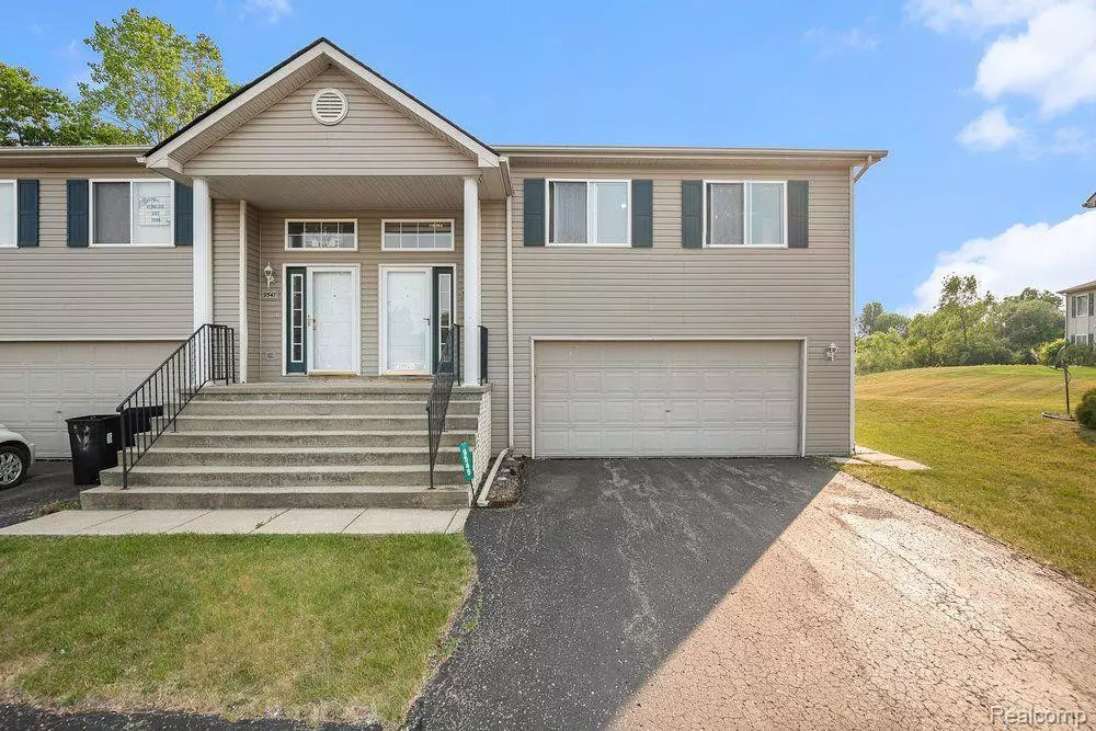 Grand Blanc, MI 48439,9549 OVERLOOK Court