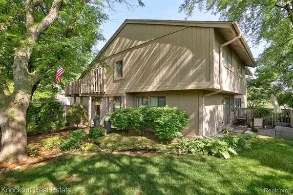 Bay City, MI 48706,6216 Fairway Pines Court 3