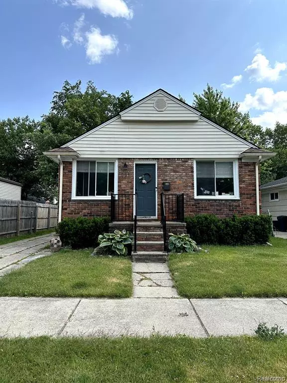 Madison Heights, MI 48071,361 W HUDSON Avenue