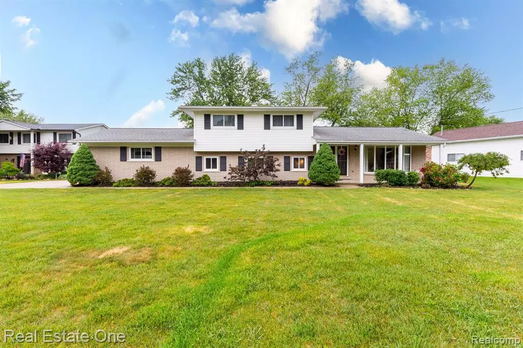Oxford, MI 48371,1334 BEEMER Court