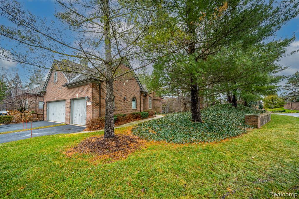 Bloomfield Hills, MI 48301,4091 Cranbrook Court