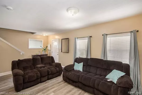Port Huron, MI 48060,1423 17th Street