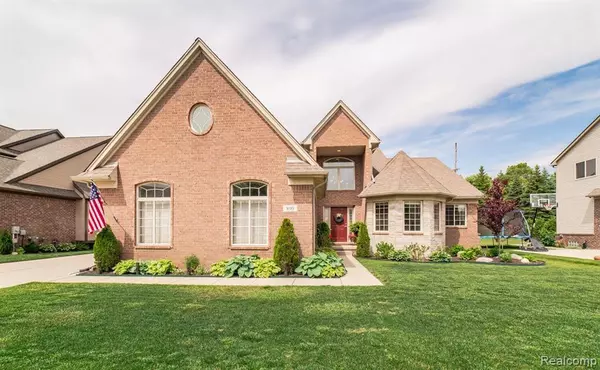 890 Woodside Drive, Oxford, MI 48371