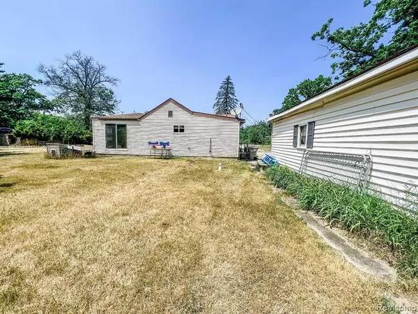 Muskegon, MI 49442,7901 E APPLE Avenue