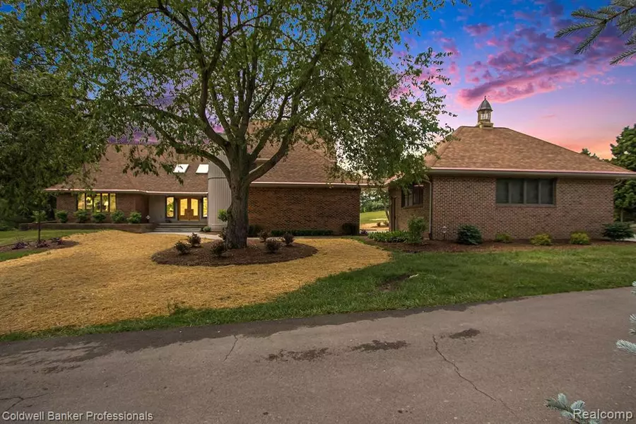 1248 FRICK Road, Leonard, MI 48367