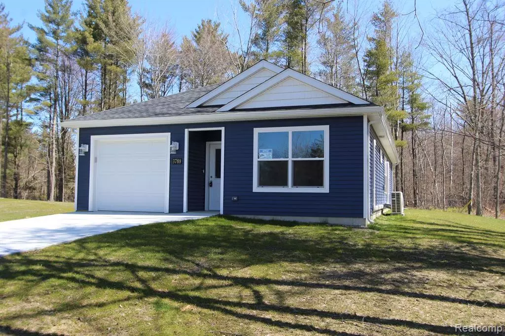Fort Gratiot, MI 48059,3788 CAMPBELL Road