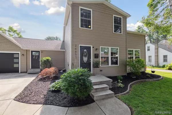 Madison Heights, MI 48071,26652 GROVELAND Street
