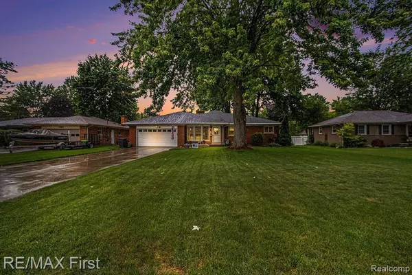East China, MI,628 Cloverlawn Street