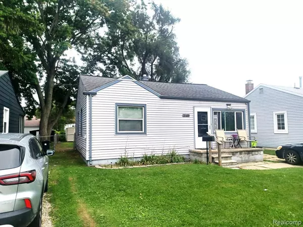 Madison Heights, MI 48071,26139 BARRINGTON Street