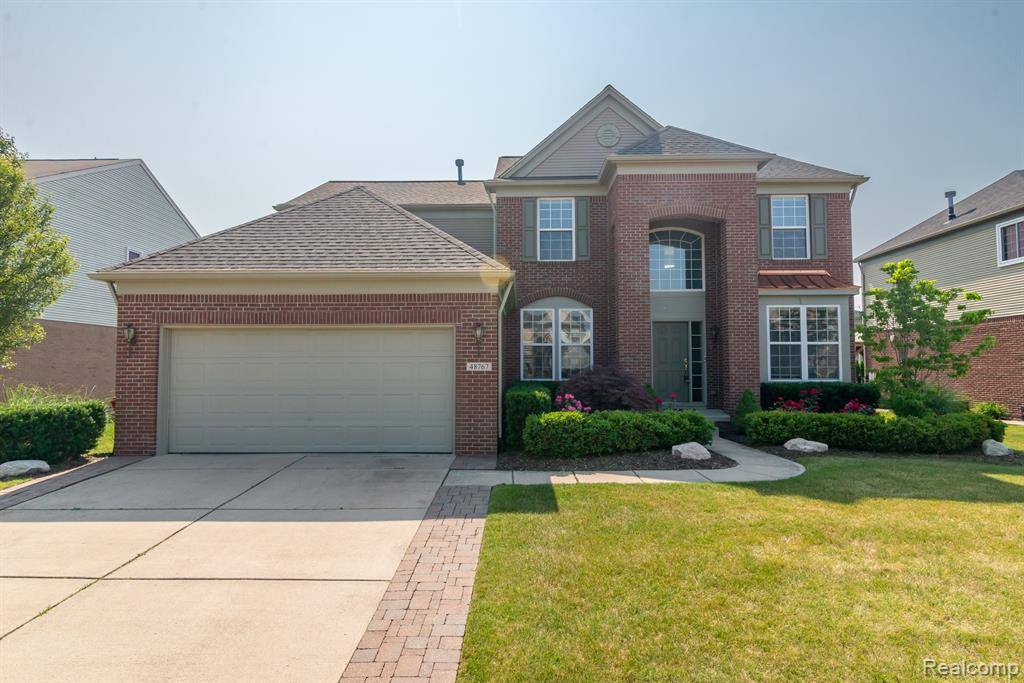 48767 MICHAYWE Drive, Macomb, MI 48044